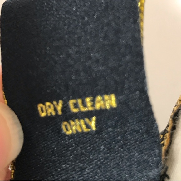 Mirasol Woman Black Floral Embroidery Notch Neck Blouse - Sz: 2X - Picture 11 of 14